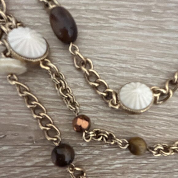 MONET triple strand goldtone necklace with brown & cream beads - Picture 5 of 6